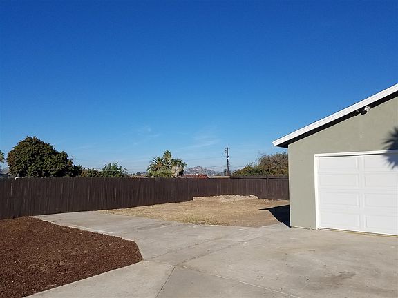 4th image of 861 Billow Dr