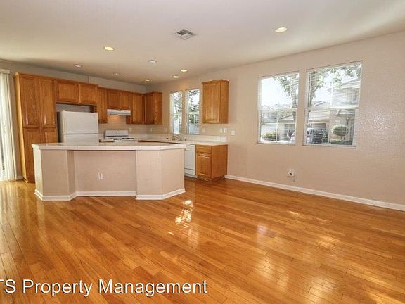 2nd image of 4981 Trouville Ln
