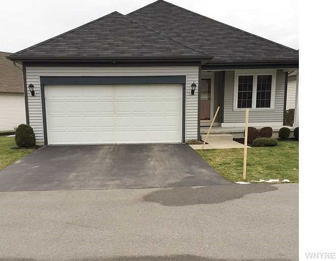 1st image of 5 Allie Ln