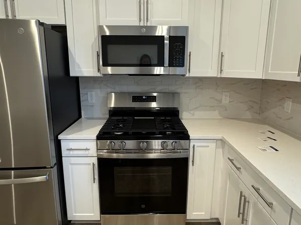 210 Lograto Ln, Simpsonville, SC 29681