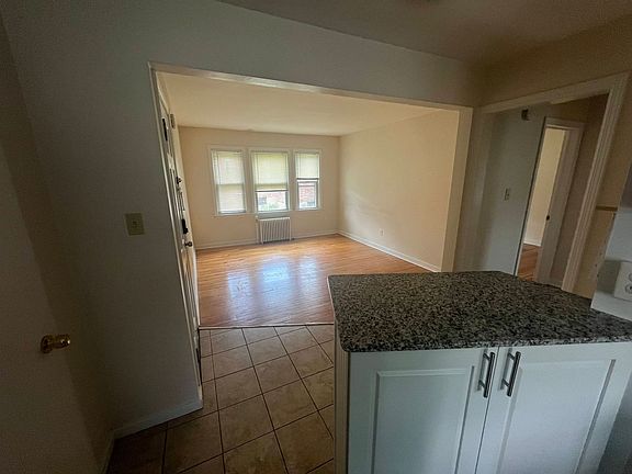 4th image of 2331-2333 Niskayuna Dr #2333-05