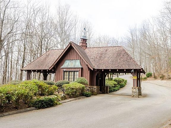 3rd image of 21 Andes Rdg #111