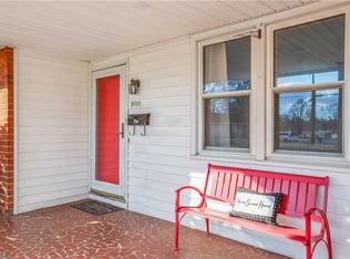 2801 Westridge Rd, Winston Salem, NC 27103