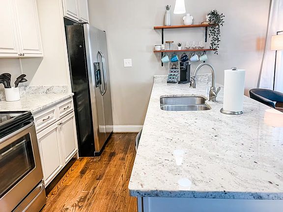 5th image of 591 E Cabarrus St