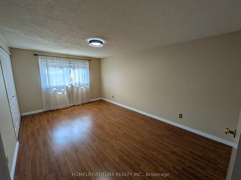 40 Longstaff Dr — Photo 11