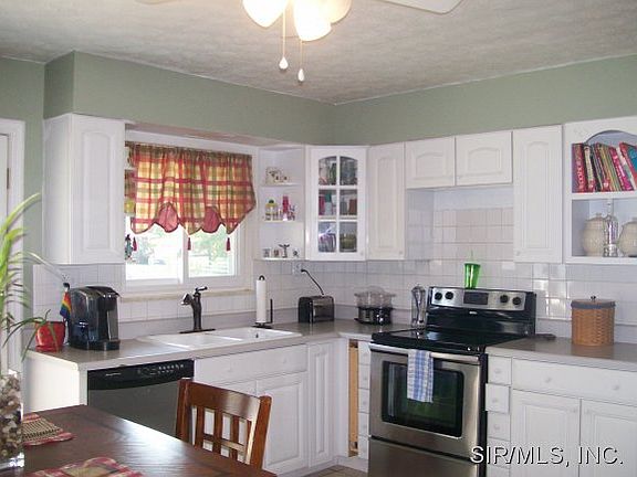 4th image of 14 Snowbird Ln