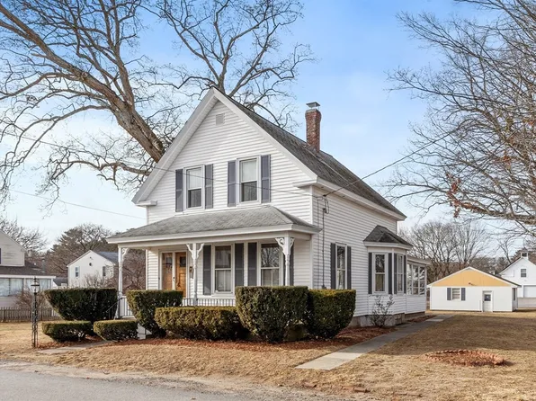 5 Amherst St, North Chelmsford, MA 01863