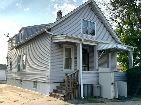 12754 Hoyne Ave, Blue Island, IL 60406