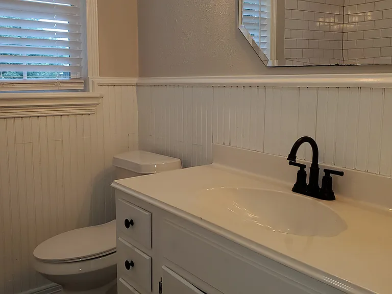 3703 Byrd Dr — Photo 18