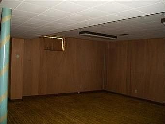 5th image of 8922 Grant St
