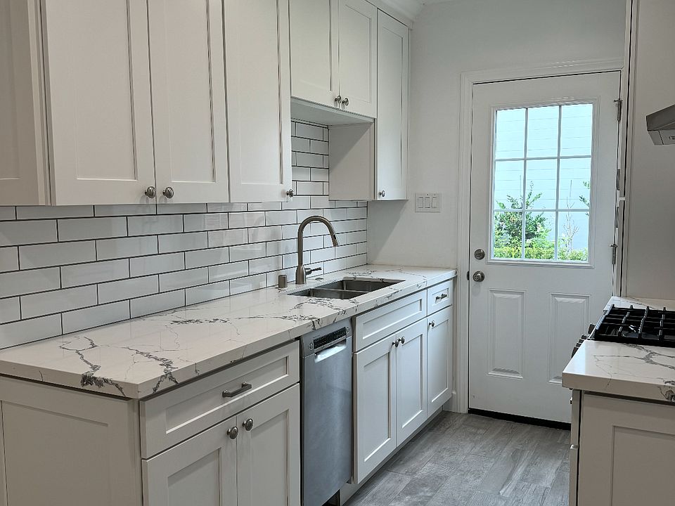 1st image of 502 Walnut Ave #502