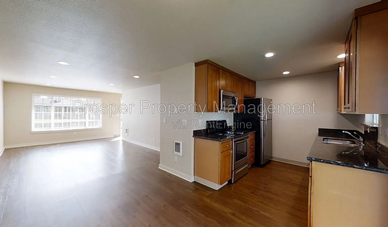 2 bed, 1.0 bath, 810 sqft, $1,995 — Photo 3
