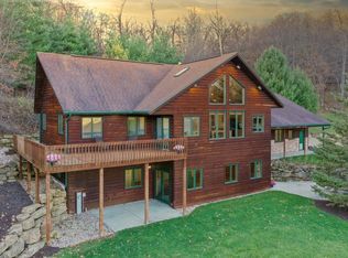 S11535 Butternut Rd, Spring Green, WI 53588