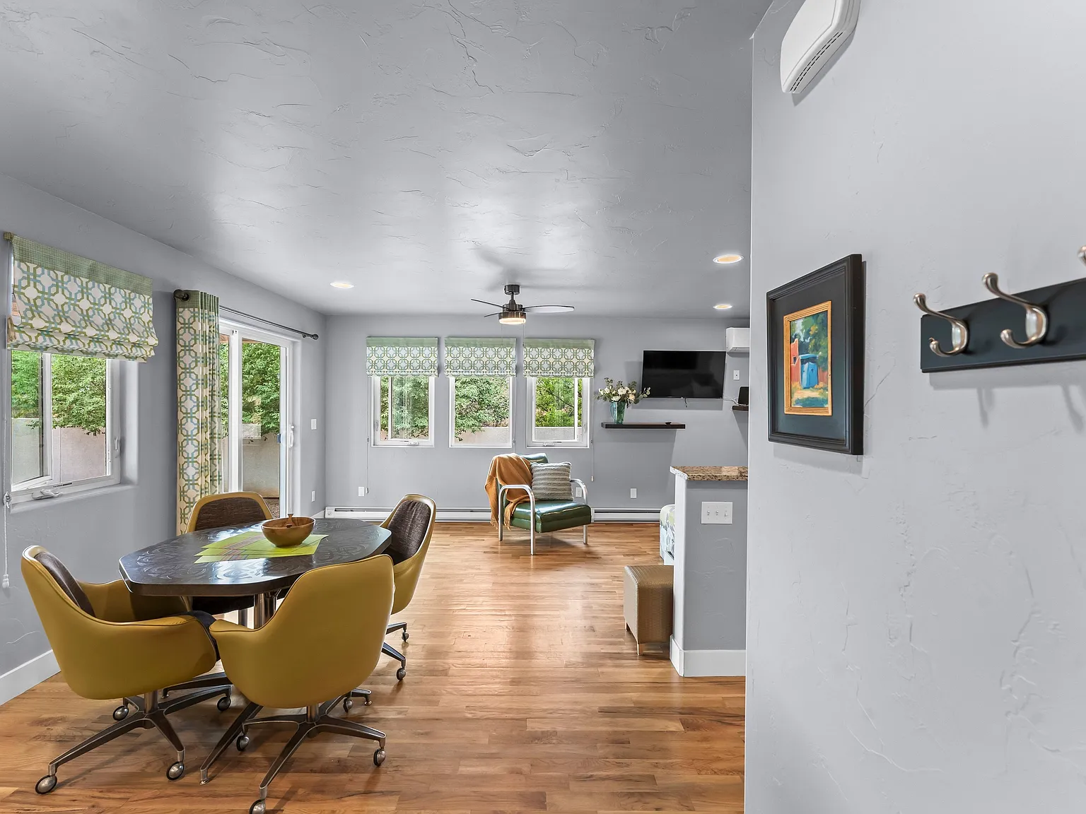 1 bed, 755 sqft, $2,500 — Photo 4