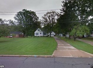 11693 Ridge Rd, North Royalton, OH 44133