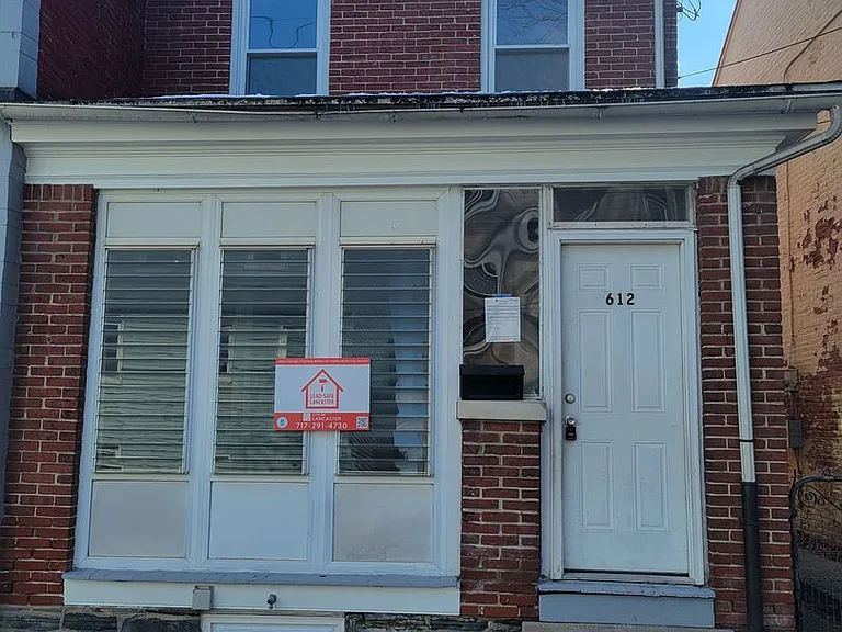612 High St — Photo 1
