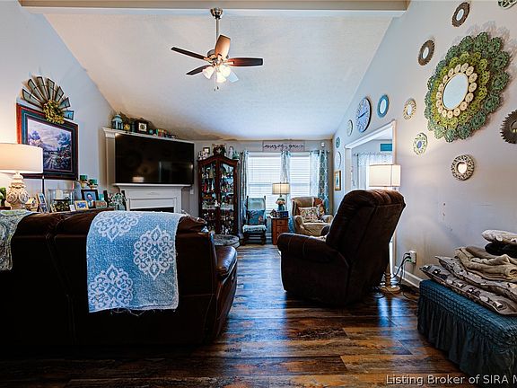 5th image of 6406 Anna Louise Drive