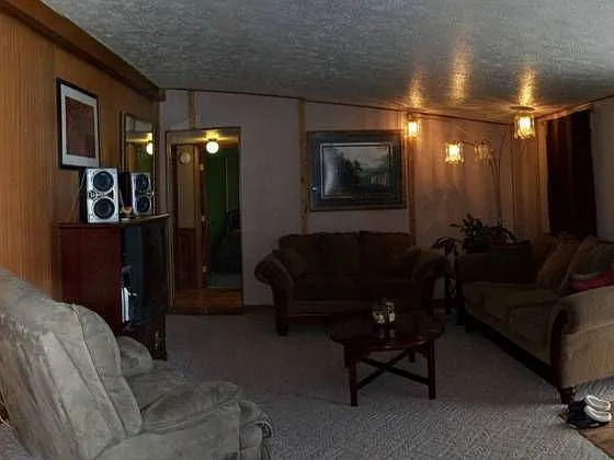 5001 E Wohlers Ave photo 1