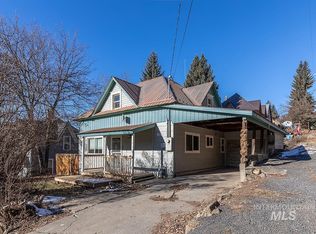 107 E 4th St, Troy, ID 83871