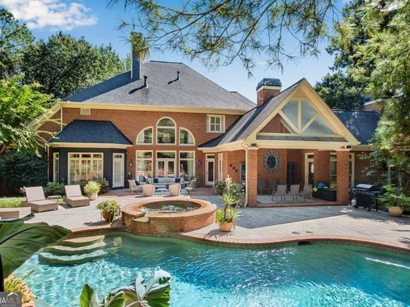 5950 Long Island Dr NW, Sandy Springs, GA 30328