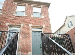 39445 Springwater Dr, Northville, MI 48168
