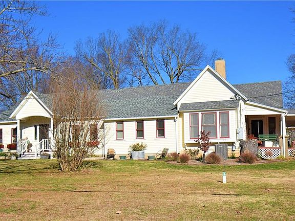 306 Huntsville St Berryville Ar 72616 Mls 1168118 Zillow