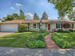 900 Robert St, Mechanicsburg, PA 17055