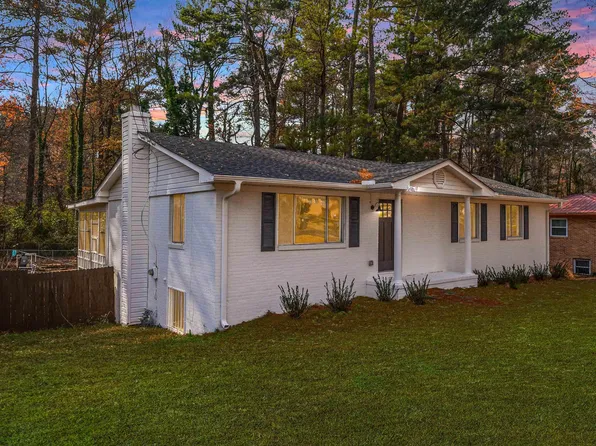 819 Sherwood Forest Dr, Birmingham, AL 35235