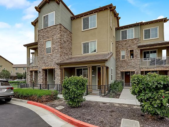 2nd image of 6105 Golden Vista Dr