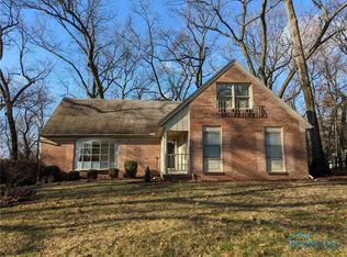 5039 Willow Glen Rd, Sylvania, OH 43560