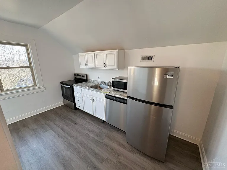 2218 Highland Ave #3 — Photo 9
