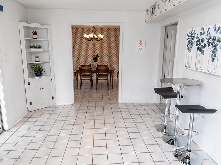 105 Linnet Dr — Photo 3