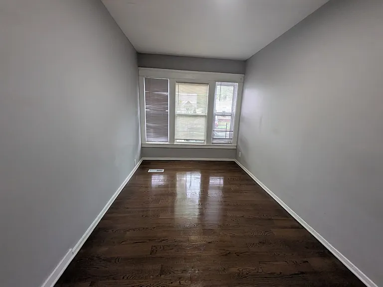 235 Davenport Ave #1B — Photo 7