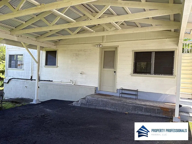 109 Manulele St — Photo 11