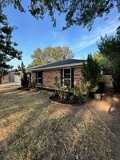 1st image of 5608 Stone Dr