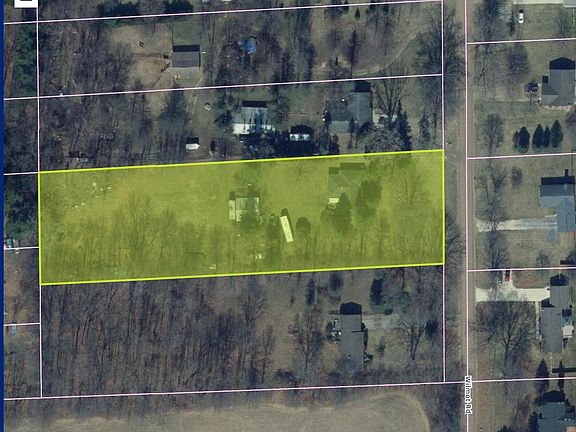 3rd image of 21112 Wilmot Rd