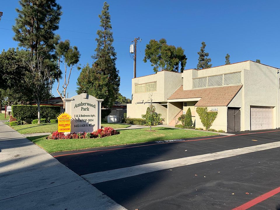 1st image of 1428 S Knott Ave APT 101