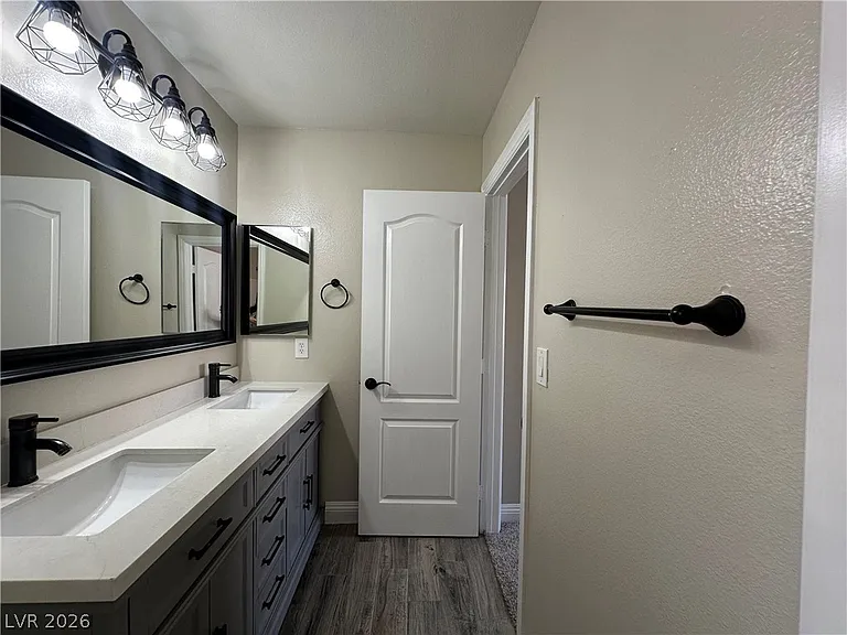 9007 Mossy Hollow Ave — Photo 15