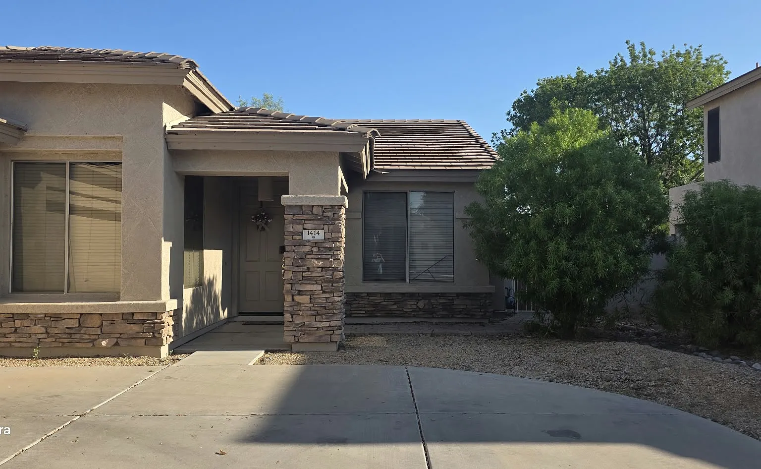 3 bed, 1850 sqft, $2,400 — Photo 2