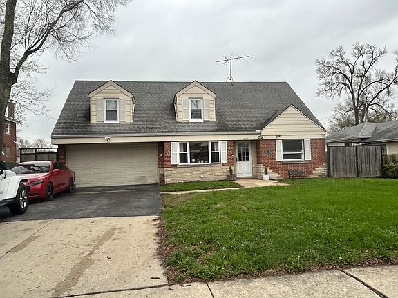 2nd image of 10941 Ridgeland Ave