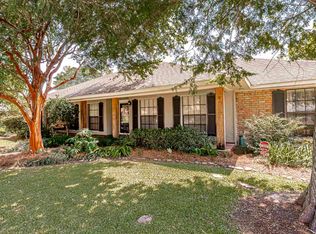 5029 Parkforest Dr, Baton Rouge, LA 70816