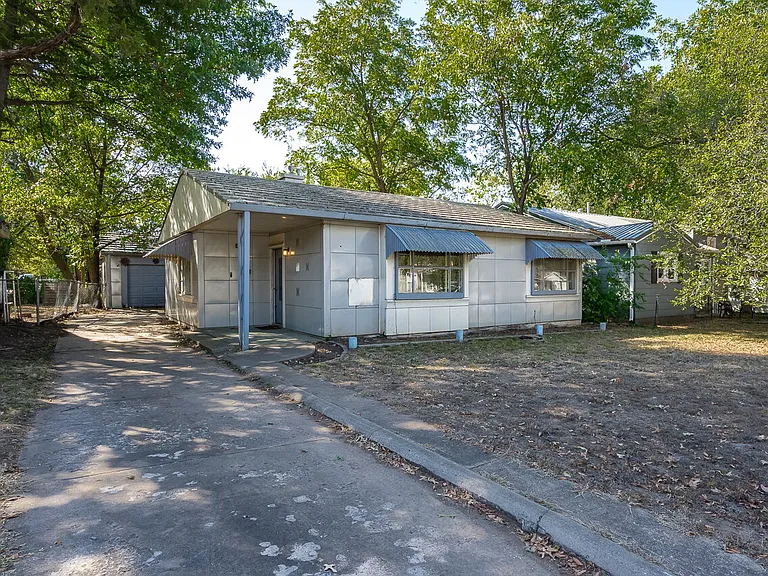 2119 W Sherwood Ave — Photo 2