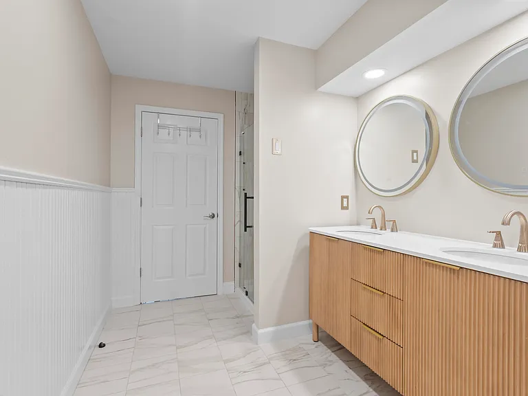169 Price Ct — Photo 14