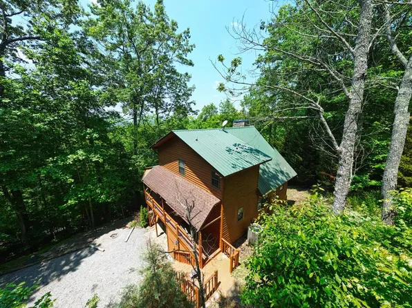 2529 Hunter Rd, Hiawassee, GA 30546