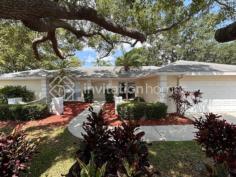 5697 Country Lakes Dr — Photo 1