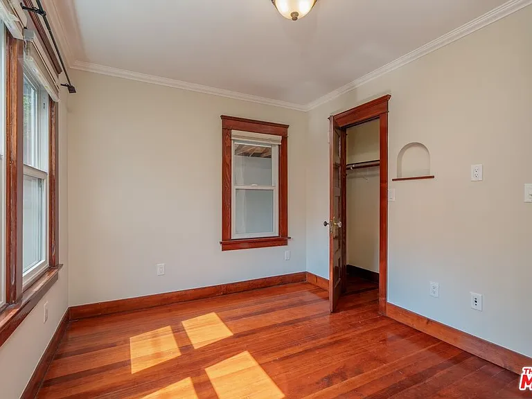 4253 Fountain Ave — Photo 42
