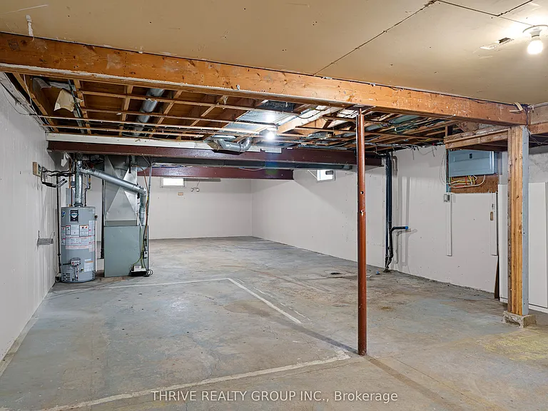 624 Mornington Ave — Photo 24