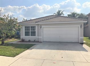16370 NW 21st St, Pembroke Pines, FL 33028