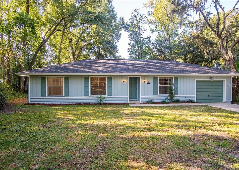 1st image of 2746 E Evelyn Dr