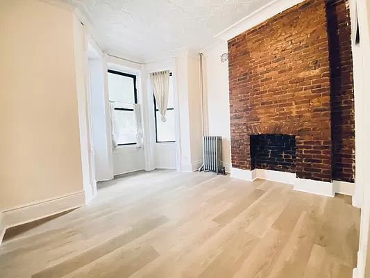 1st image of 380 2nd St APT 1